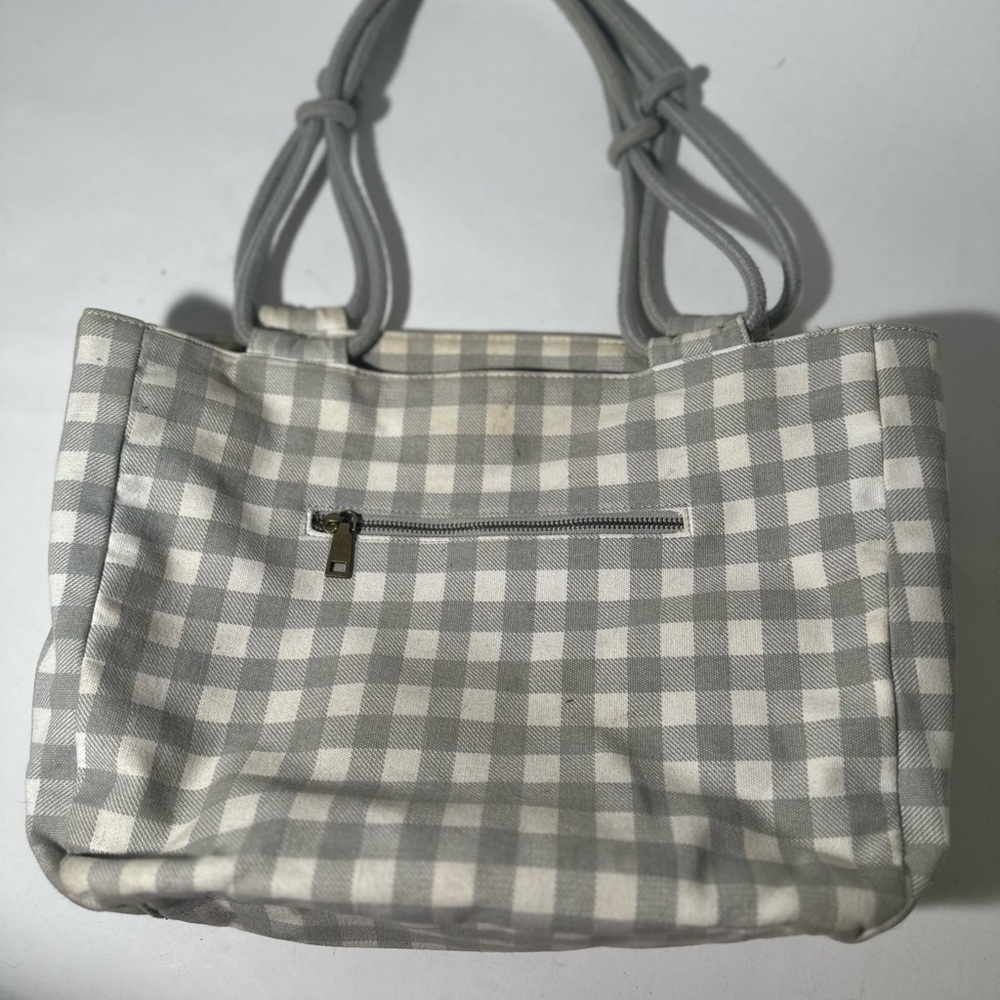 Gray Checkered Tote With Structured Design - image 7